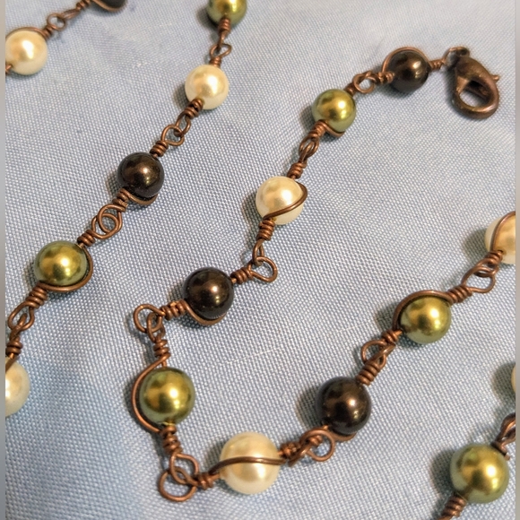 Swarovski Pearls Wire-wrapped in Copper Jewelry: Necklace, Bracelet and Earrings - Picture 7 of 8